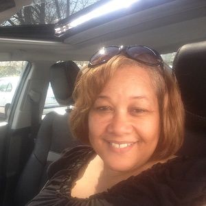 Meet your Posher, Beverly